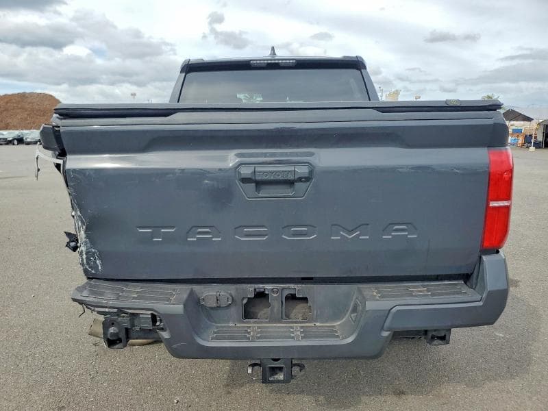 2024 TOYOTA TACOMA 6