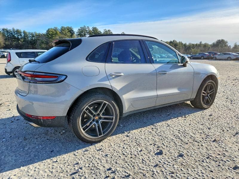 2021 PORSCHE MACAN 3