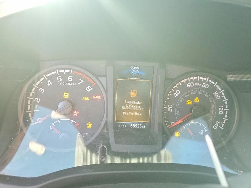 2023 TOYOTA TACOMA SR V6 9