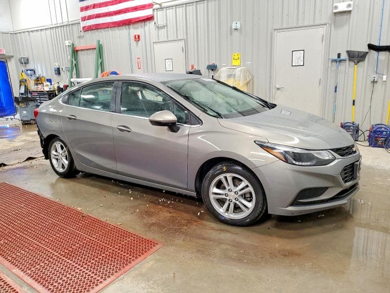 2018 CHEVROLET CRUZE LT LT 4