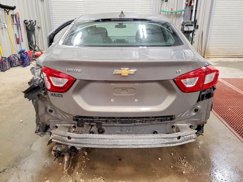 2018 CHEVROLET CRUZE LT LT 6