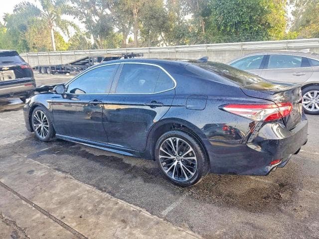 2019 TOYOTA CAMRY HYBRID 2