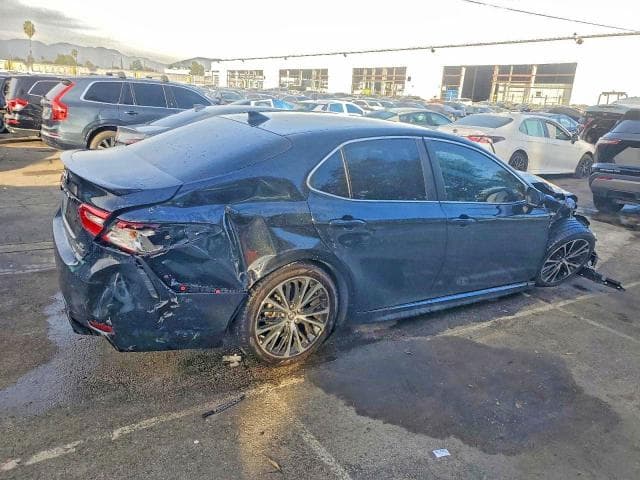 2019 TOYOTA CAMRY HYBRID 3