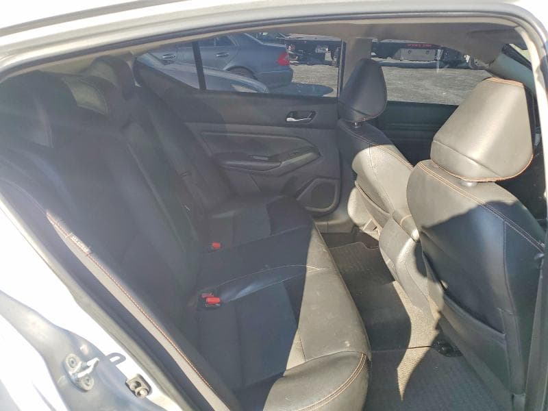 2019 NISSAN ALTIMA SR 10