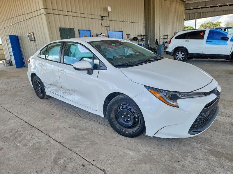 2023 TOYOTA COROLLA LE 4