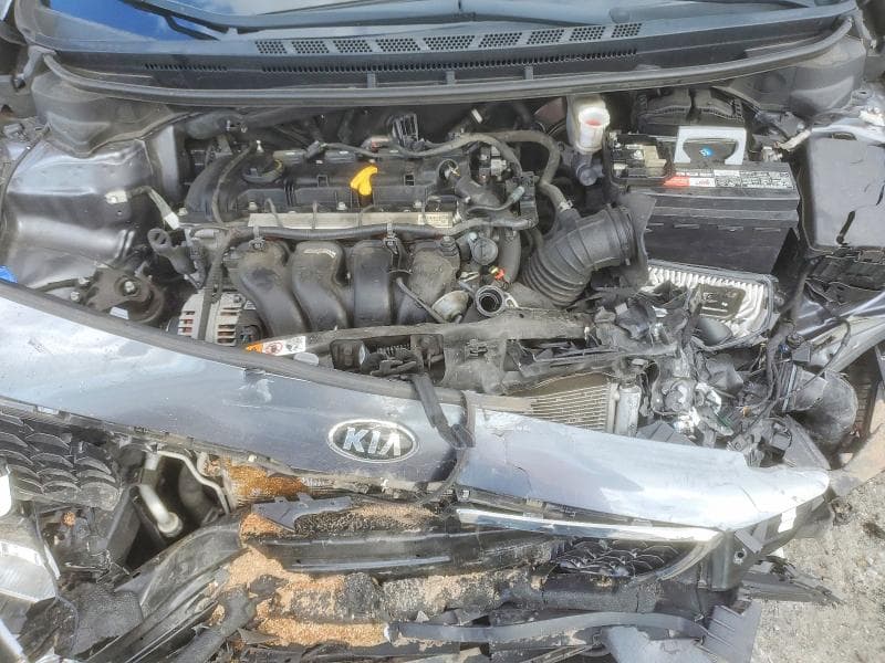 2018 KIA FORTE S 11