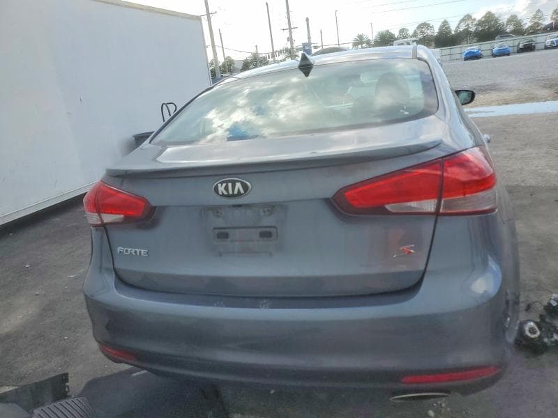 2018 KIA FORTE S 6