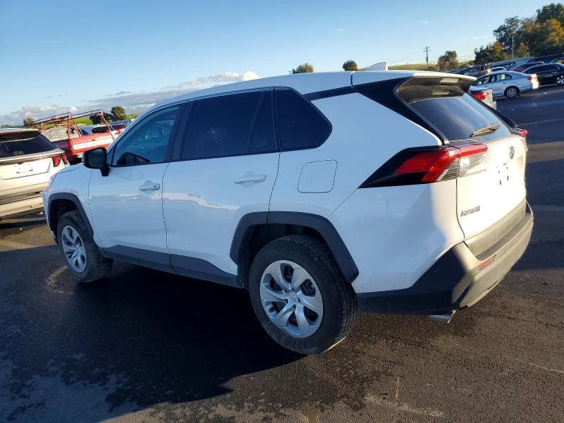 2022 TOYOTA RAV4 LE 2