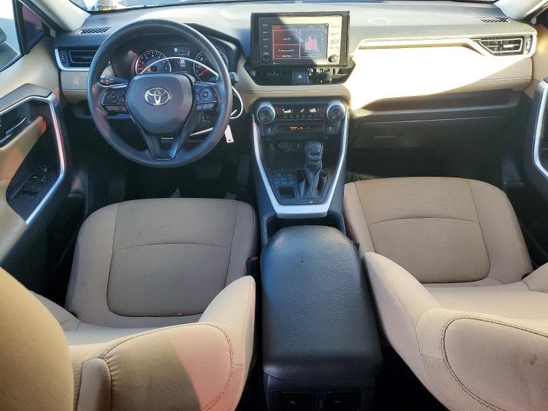 2022 TOYOTA RAV4 LE 8