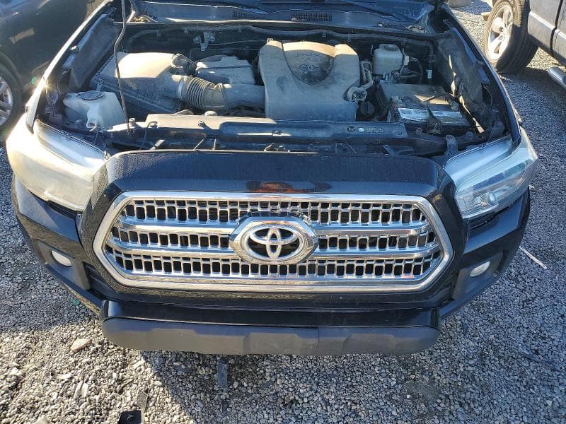 2017 TOYOTA TACOMA DOUBLE CAB 11
