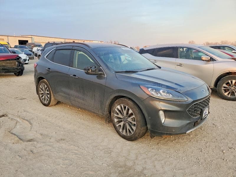 2020 FORD ESCAPE TITANIUM 4