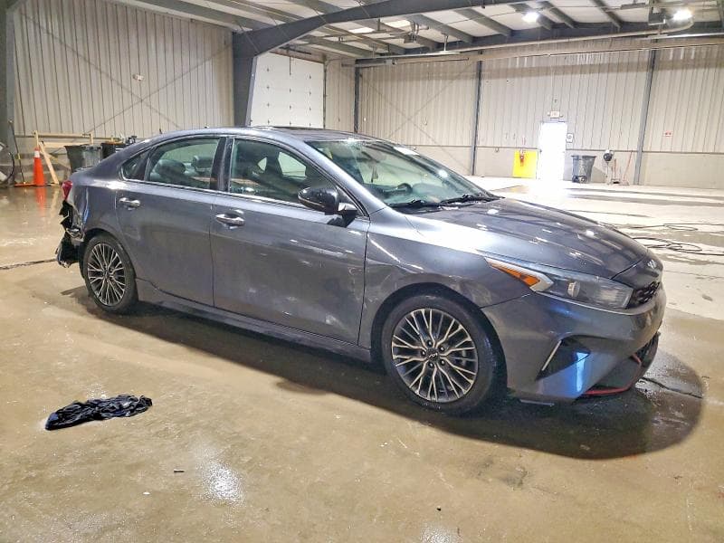 2022 KIA FORTE GT LINE 4