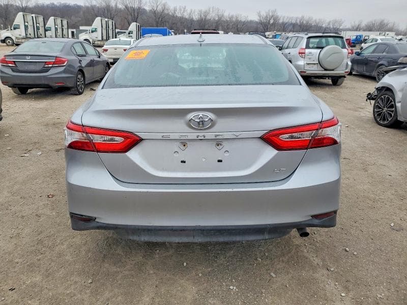 2020 TOYOTA CAMRY LE LE 6