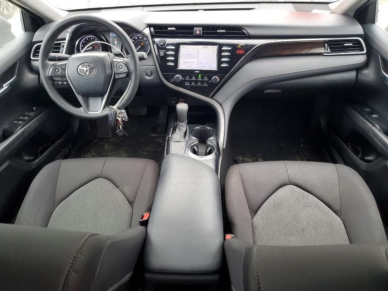 2020 TOYOTA CAMRY LE LE 8