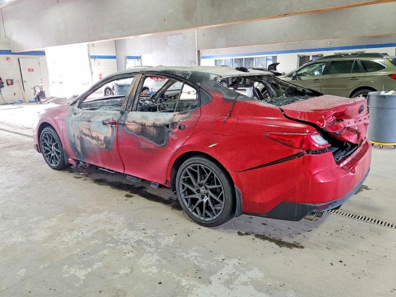 2025 TOYOTA CAMRY XSE 2