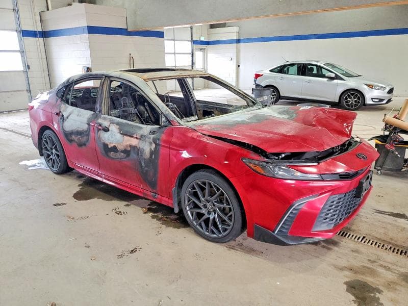 2025 TOYOTA CAMRY XSE 4