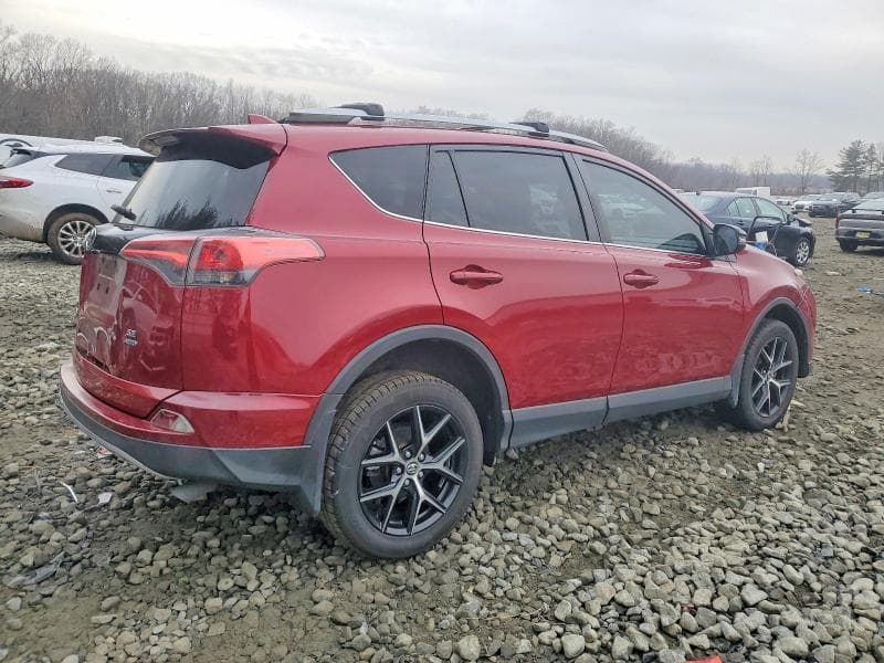 2018 TOYOTA RAV4 SE SE 3