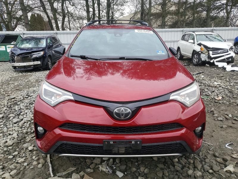 2018 TOYOTA RAV4 SE SE 5