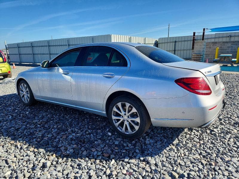 2017 MERCEDES-BENZ E 300 2