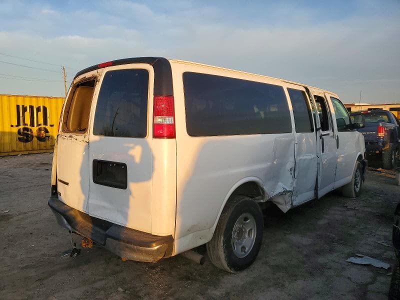 2017 CHEVROLET EXPRESS G3500 LT 3