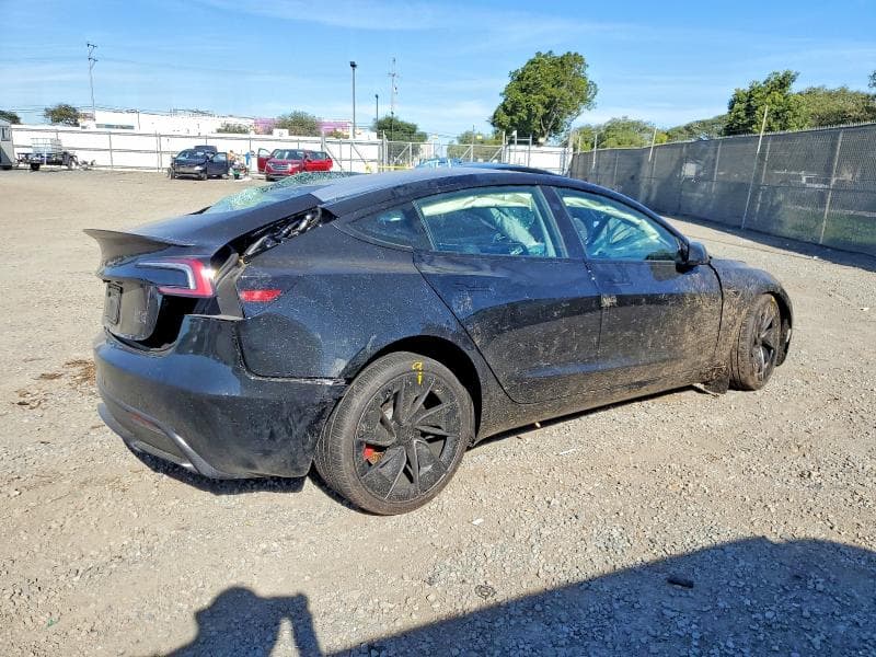 2026 TESLA MODEL 3 3