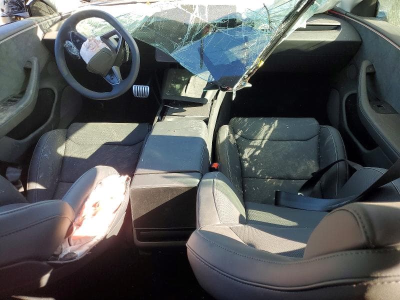 2026 TESLA MODEL 3 8