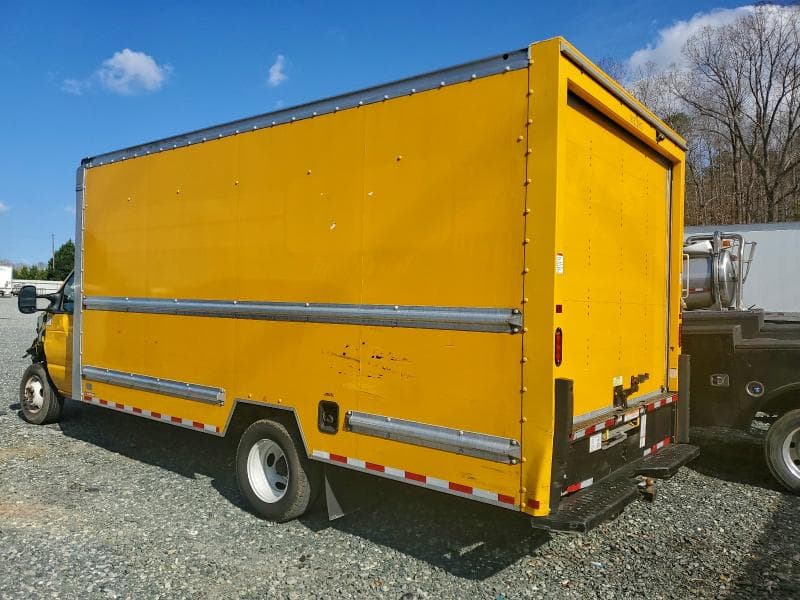 2023 FORD ECONOLINE 2