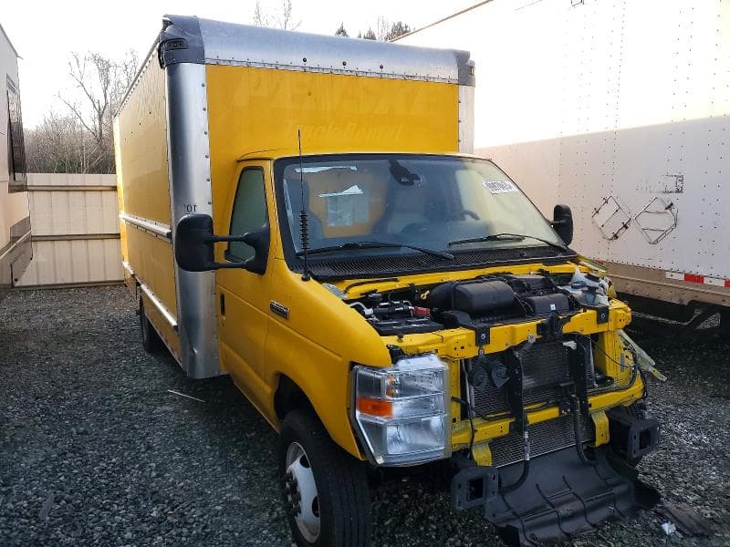 2023 FORD ECONOLINE 4