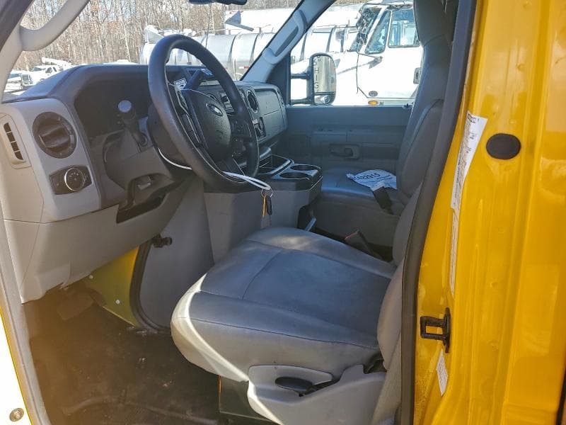 2023 FORD ECONOLINE 7