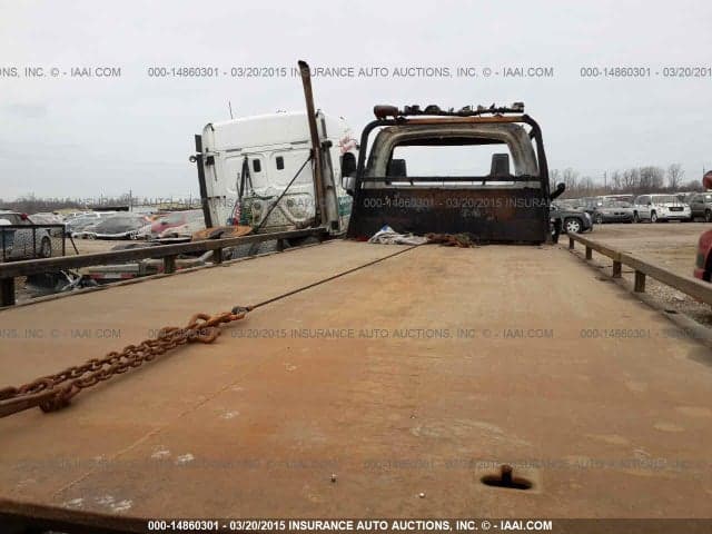 2020 VOLVO VNR640 6x4 T/A Sleeper Truck Tractor 8