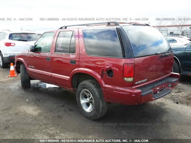 2025 RAM 1500 4x4 Crew Cab Pickup 3