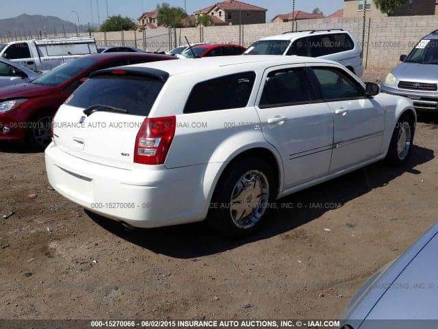 2022 RAM 1500 4x4 Crew Cab Pickup 4