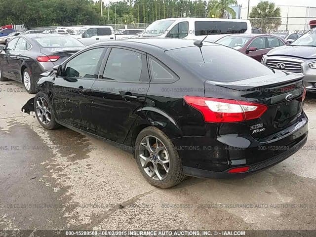2017 FORD Fusion Automobile 3