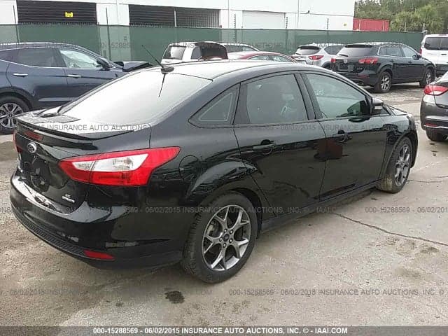 2017 FORD Fusion Automobile 4