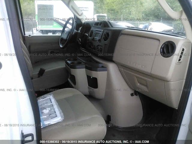 2019 RAM 1500 4x4 Extended Cab Pickup 5
