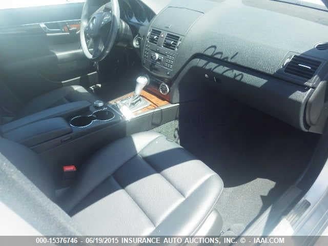 2017 RAM 3500 SLT 4x4 Crew Cab Pickup 5