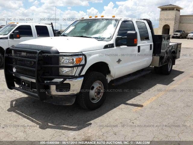 2018 RAM 3500 4x4 Pickup 2