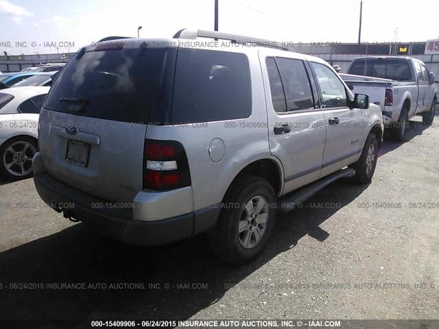 2017 GMC Savana 2500 Cargo Van 4