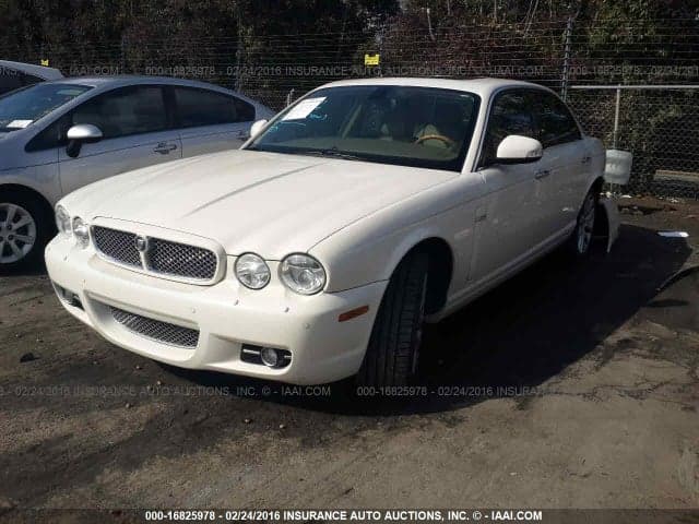 2008 JAGUAR XJ XJ8 2