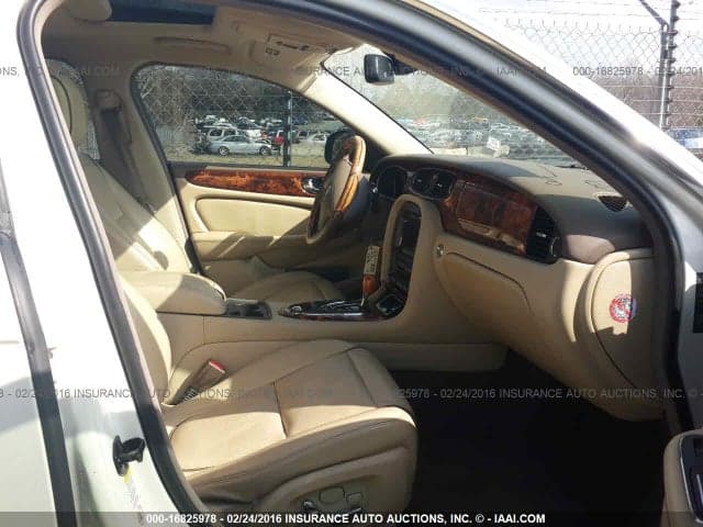 2008 JAGUAR XJ XJ8 5