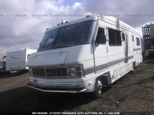 1986 CHEVROLET P30 2