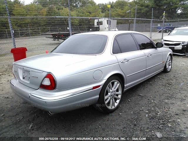 2004 JAGUAR XJ XJR 4