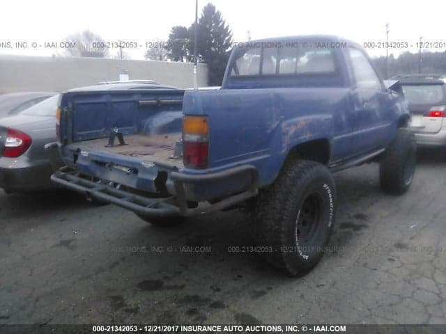1985 TOYOTA PICKUP RN60 4