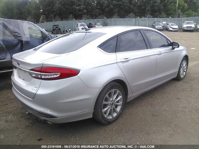 2017 FORD FUSION SE 4