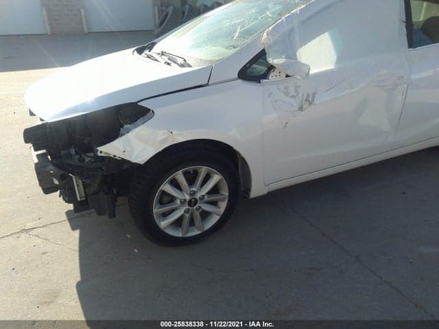 2017 KIA FORTE LX 6
