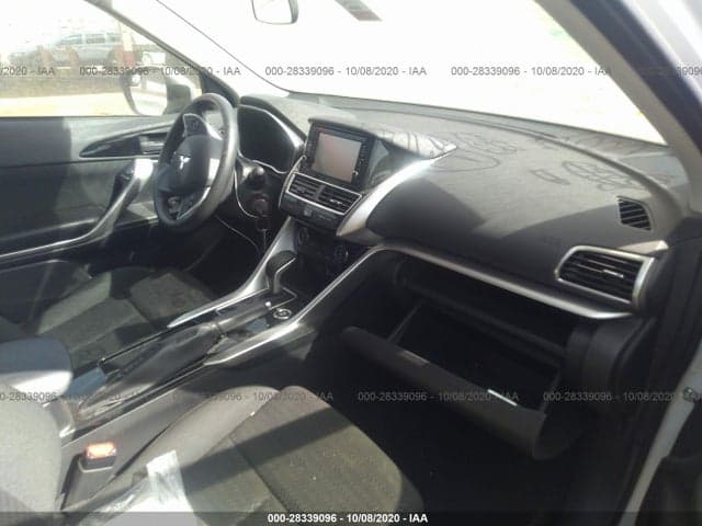 2019 MITSUBISHI ECLIPSE CROSS ES 5
