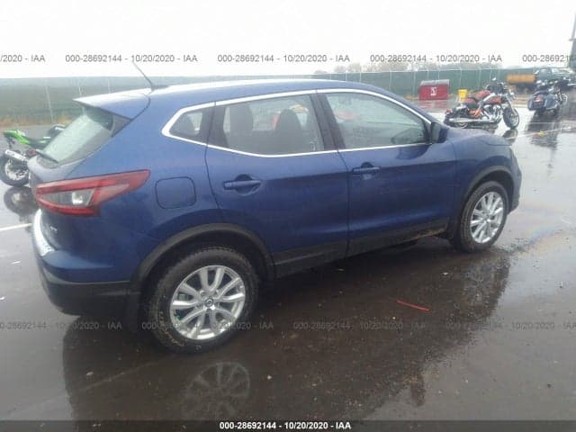 2020 NISSAN ROGUE SPORT S 4