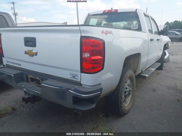 2017 CHEVROLET SILVERADO 2500HD WT 4