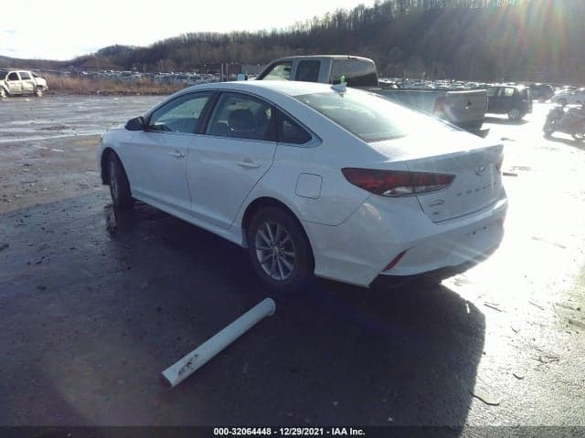 2019 HYUNDAI SONATA SE 3