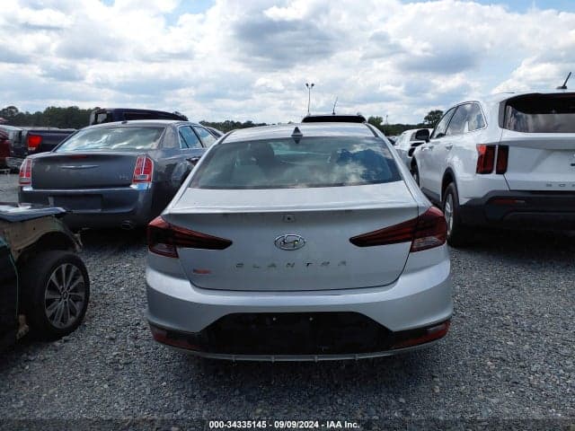 2019 HYUNDAI ELANTRA SEL 16